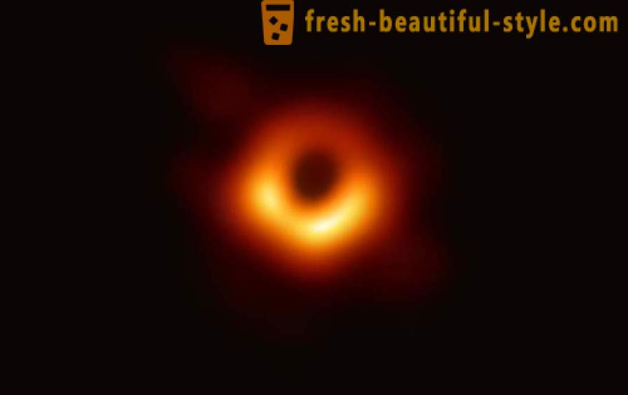 Ta esitas esimese pildi ülimassiivne must auk