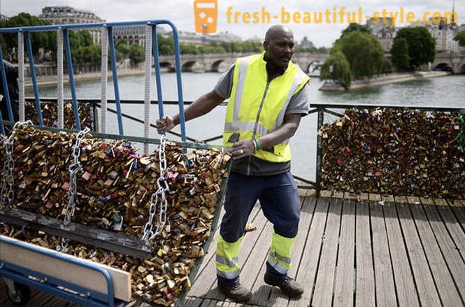 Miljon tõendid armastus eemaldatakse Pont des Arts Pariisis