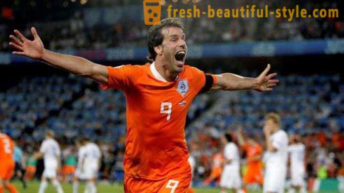 Jalgpallur Ruud van Nistelrooij: fotosid, elulugu, parim eesmärgid