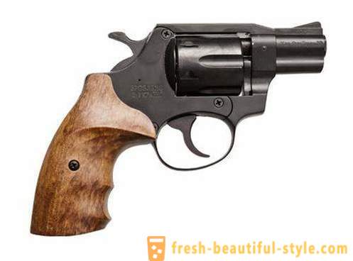 Traumaatiline revolver: kirjeldused ja ülevaateid